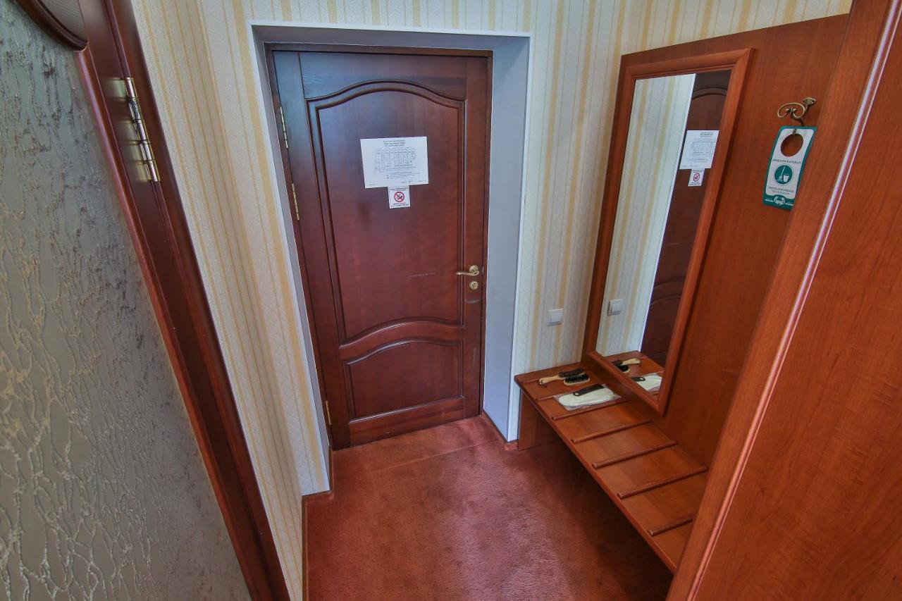 Ukraina Hotel Čerkasy Esterno foto